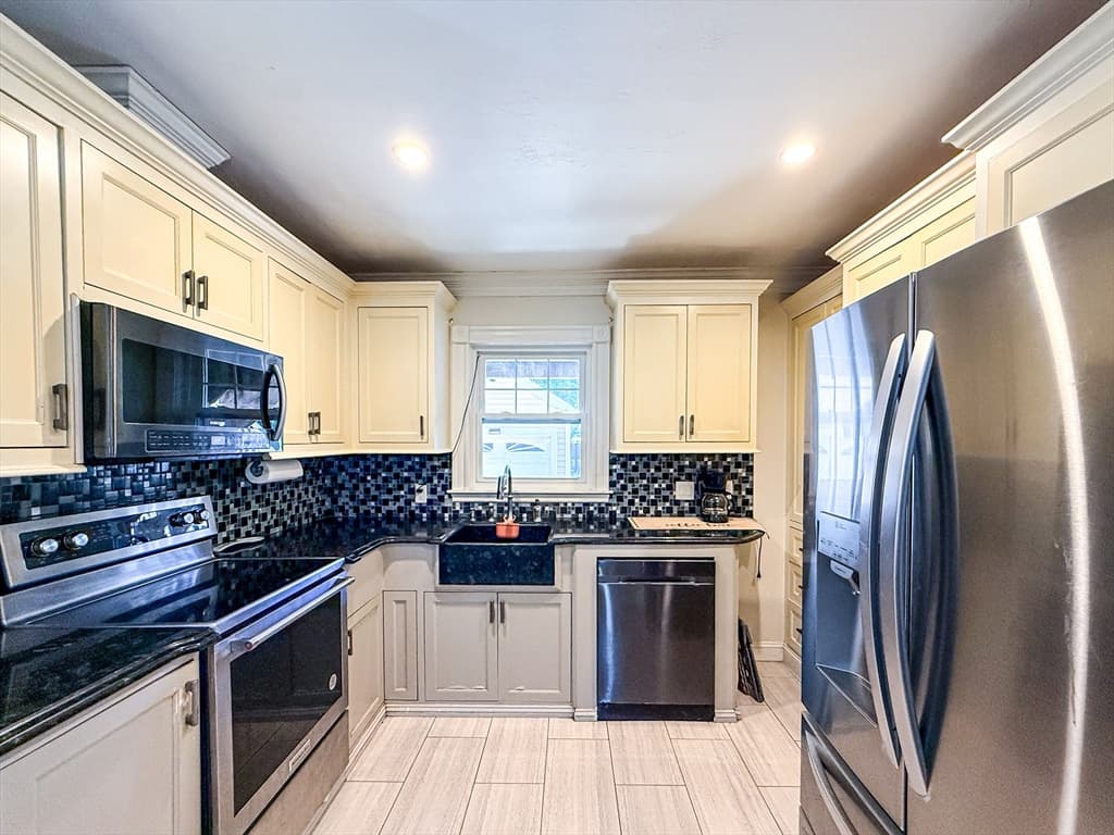 Multi-família em Framingham — foto 4