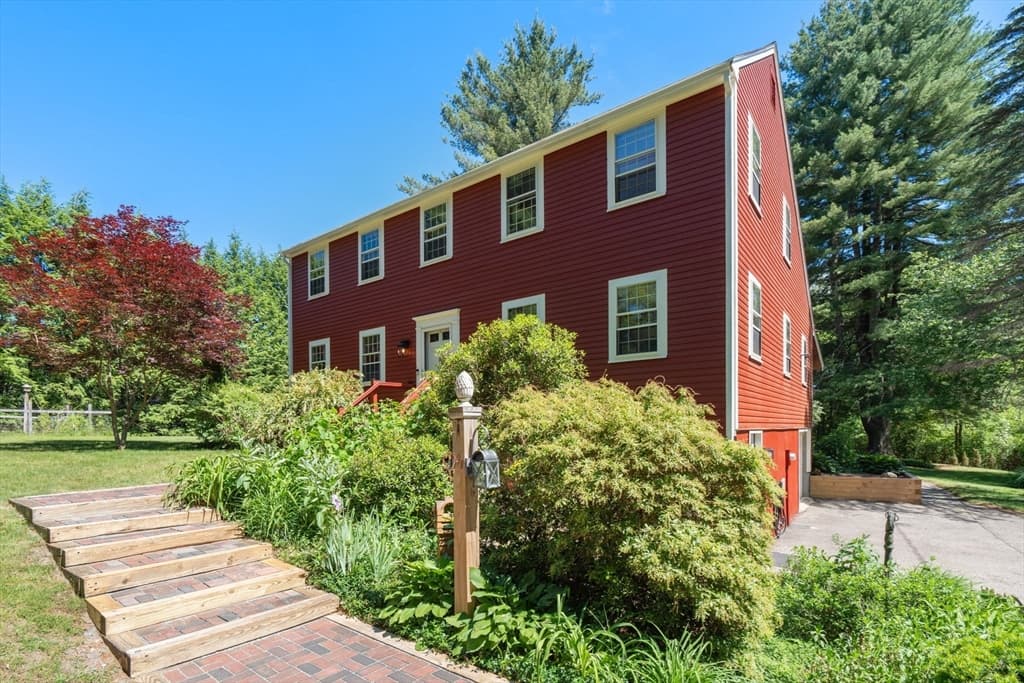 Casa em Hopkinton — foto 2