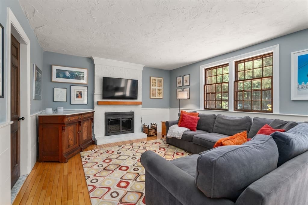 Casa em Hopkinton — foto 9