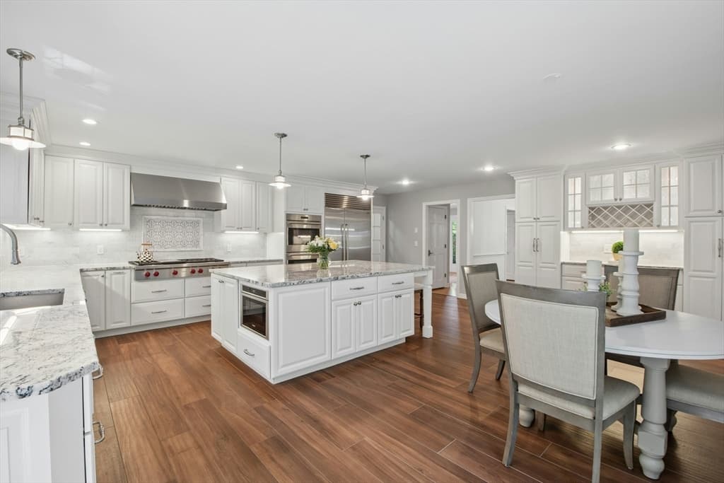 Casa em Hopkinton — foto 9
