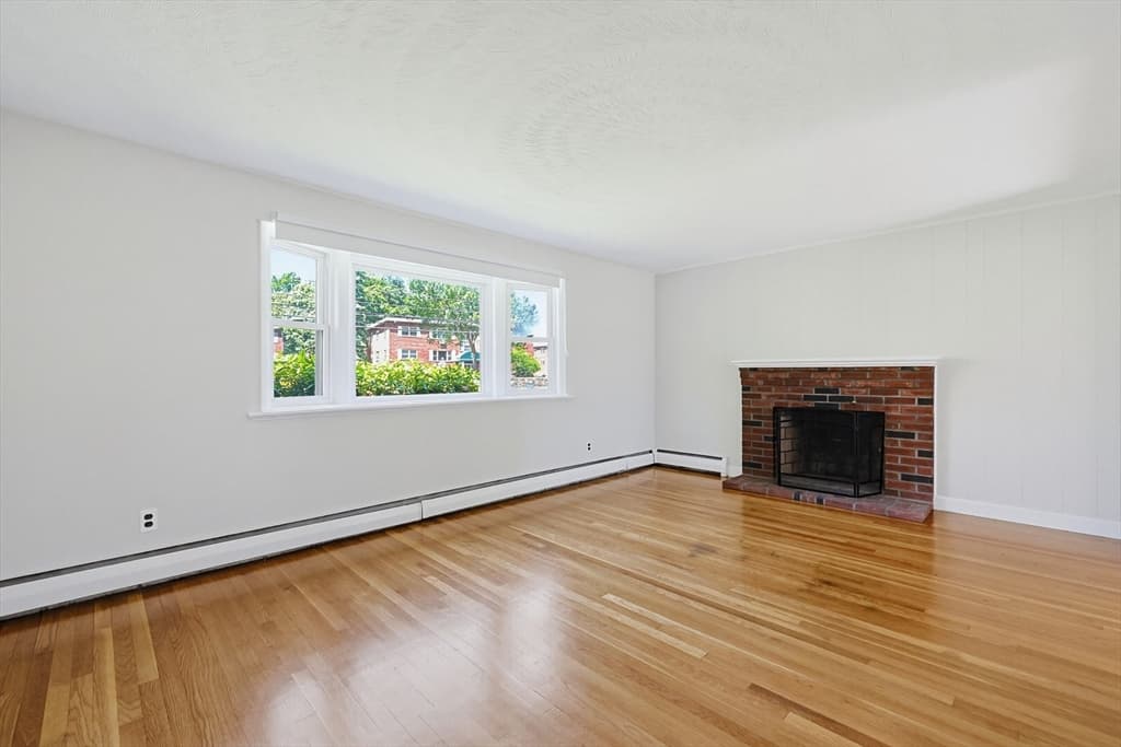 Casa em Framingham — foto 4
