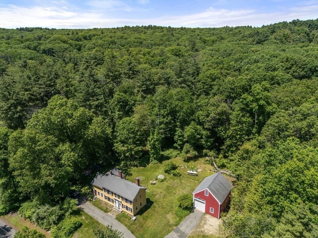 Casa em Hopkinton — foto 3