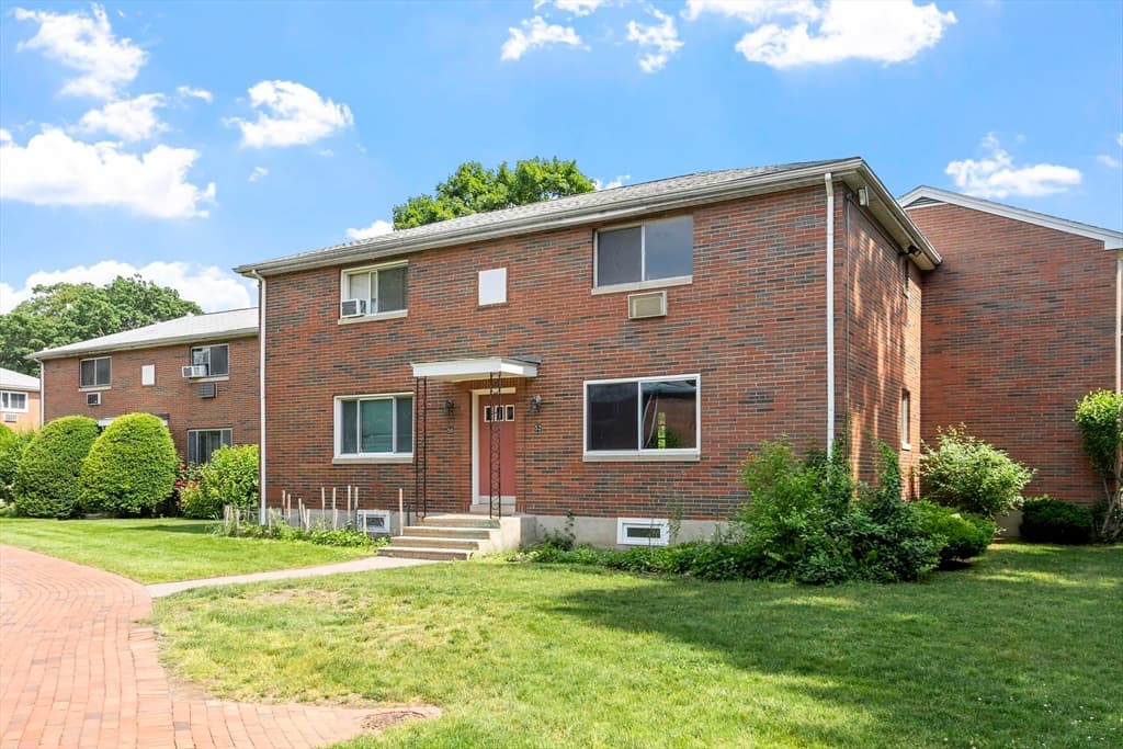 Condomínio em Framingham — foto 2