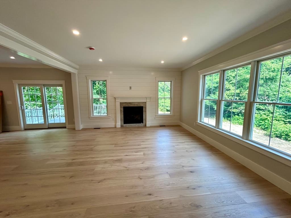 Casa em Hopkinton — foto 9
