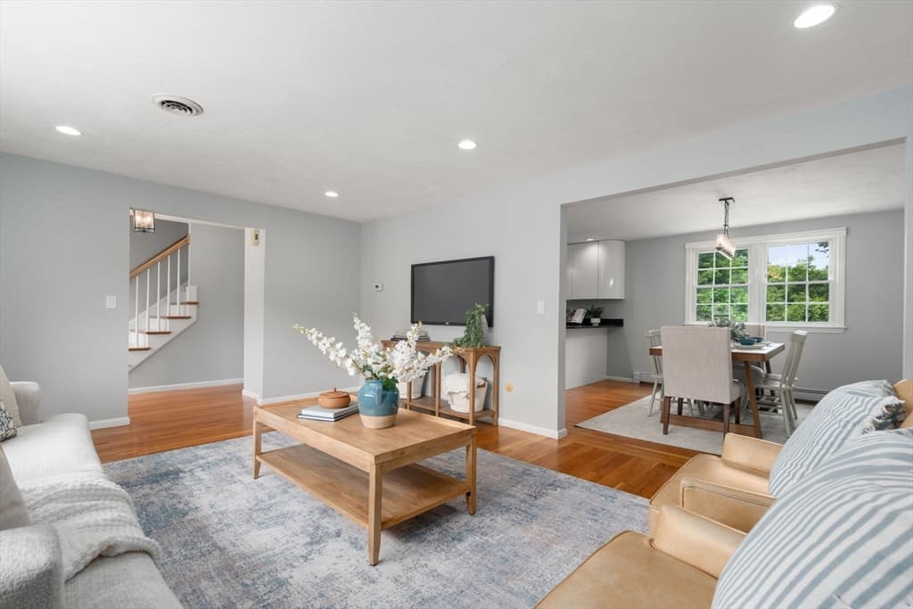 Casa em Framingham — foto 5
