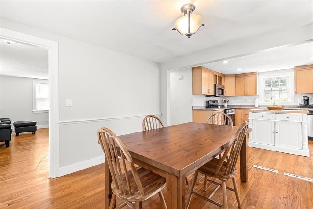 Casa em Natick — foto 9