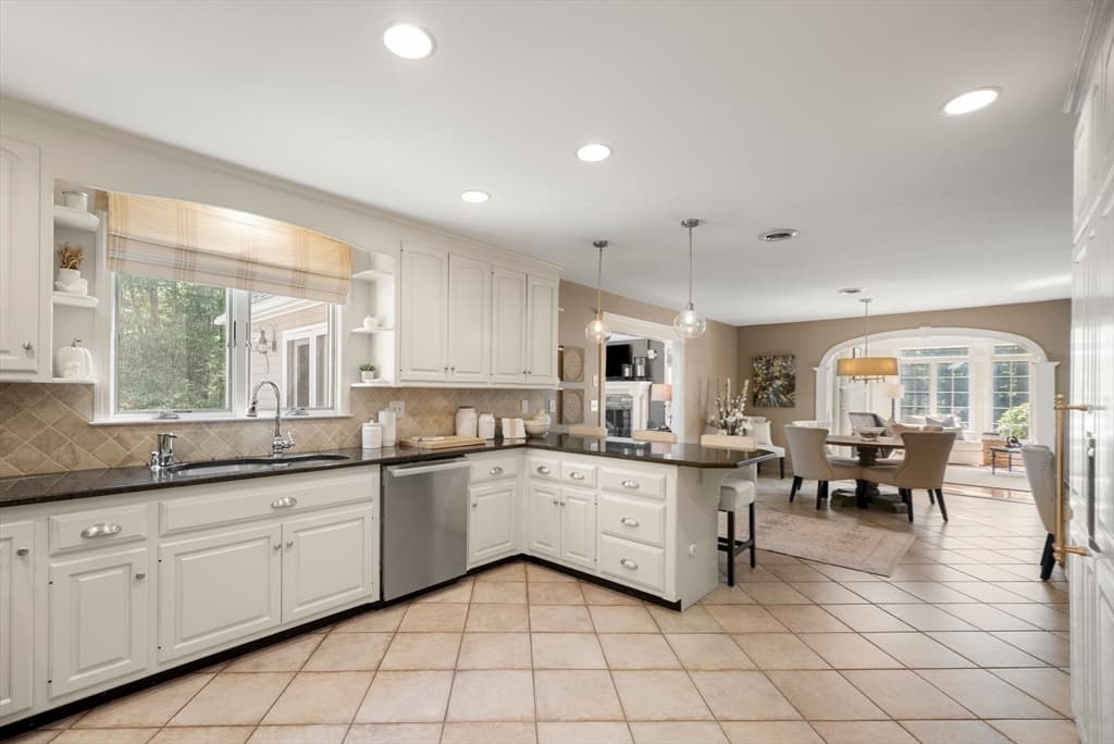 Casa em Hopkinton — foto 9