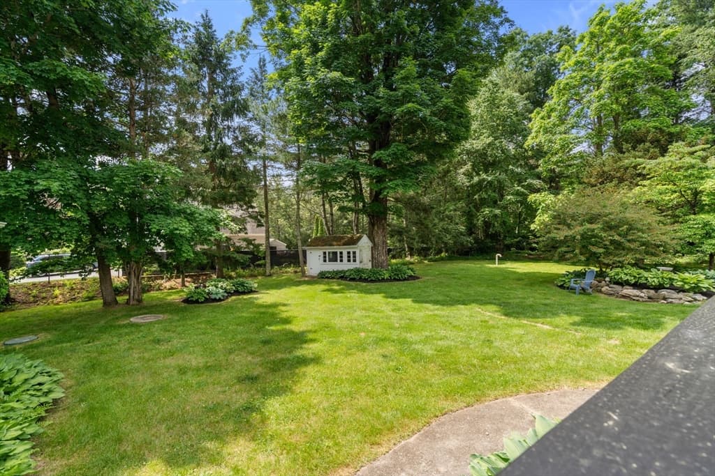 Casa em Hopkinton — foto 2