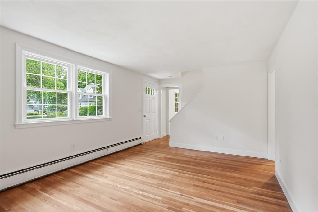 Casa em Framingham — foto 8