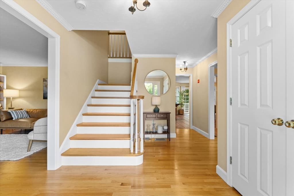 Casa em Hopkinton — foto 2