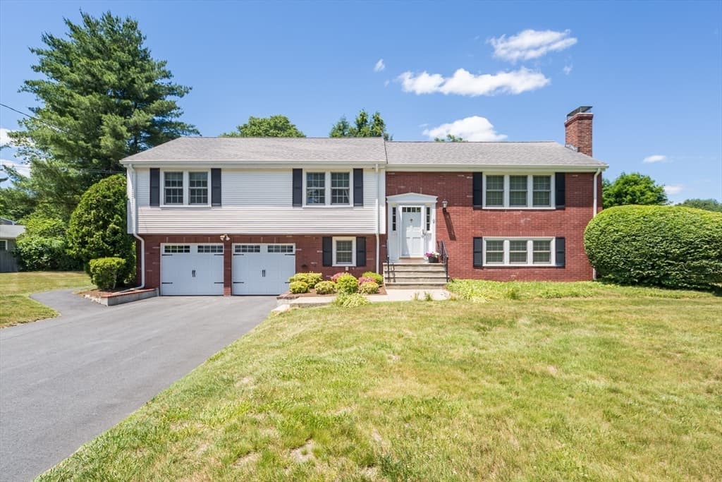 Casa em Natick — foto 2