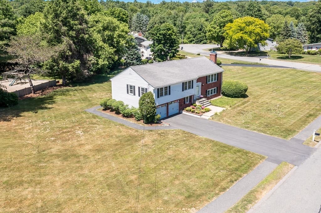 Casa em Natick — foto 6