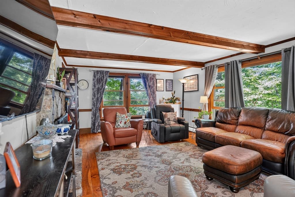 Casa em Hopkinton — foto 8