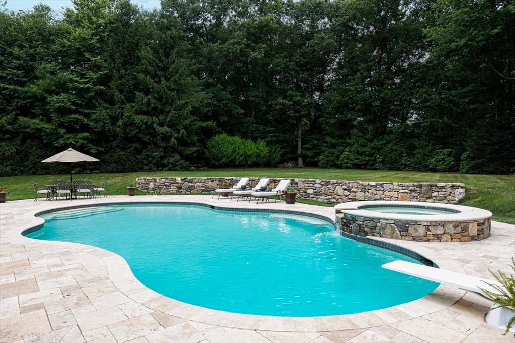 Casa em Hopkinton — foto 4
