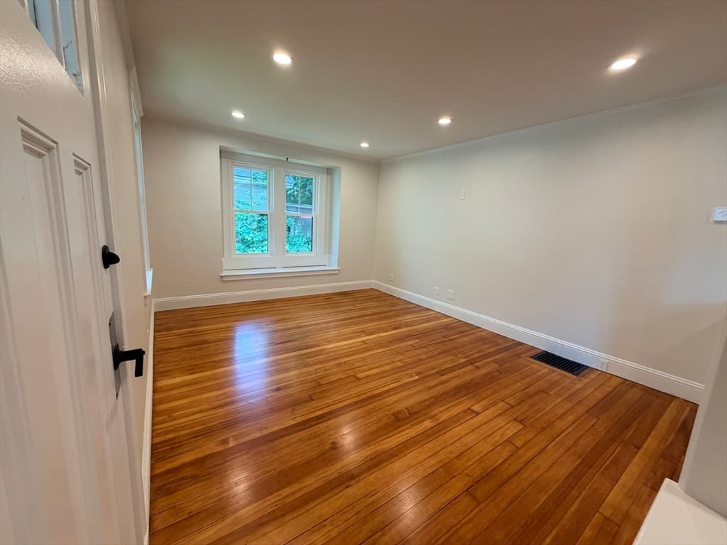 Casa em Natick — foto 4