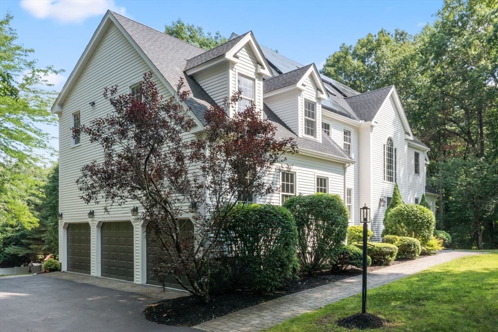 Casa em Hopkinton — foto 2
