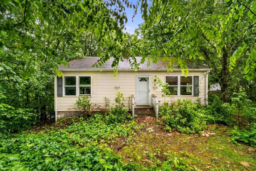 Casa em Natick — foto 6