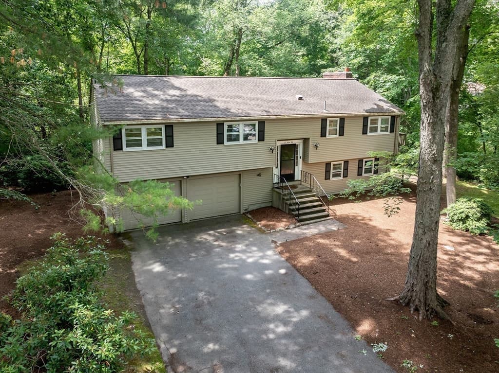 Casa em Natick — foto 2