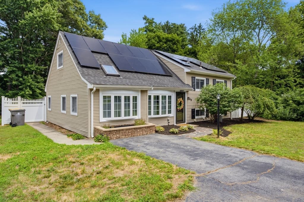 Casa em Framingham — foto 2
