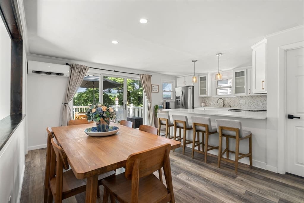 Casa em Hopkinton — foto 2