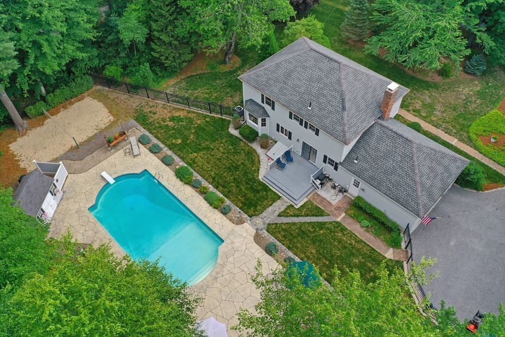 Casa em Hopkinton — foto 4