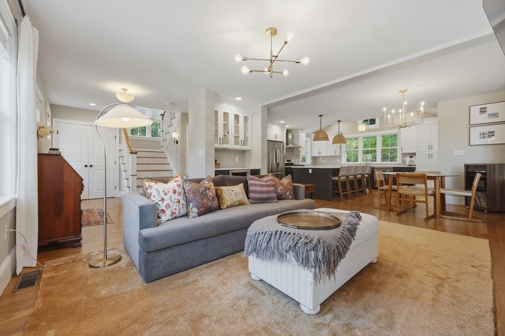 Casa em Natick — foto 8