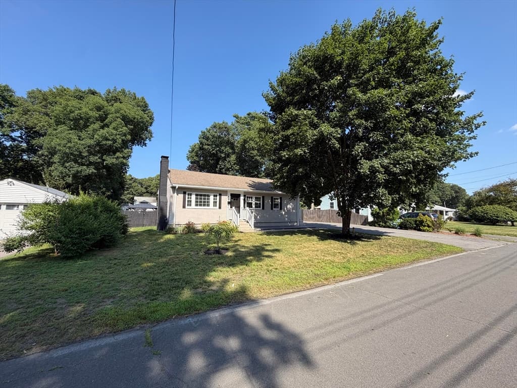 Casa em Framingham — foto 3