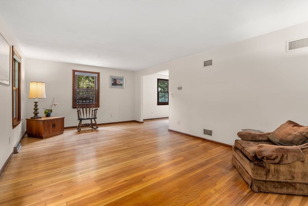 Casa em Framingham — foto 6