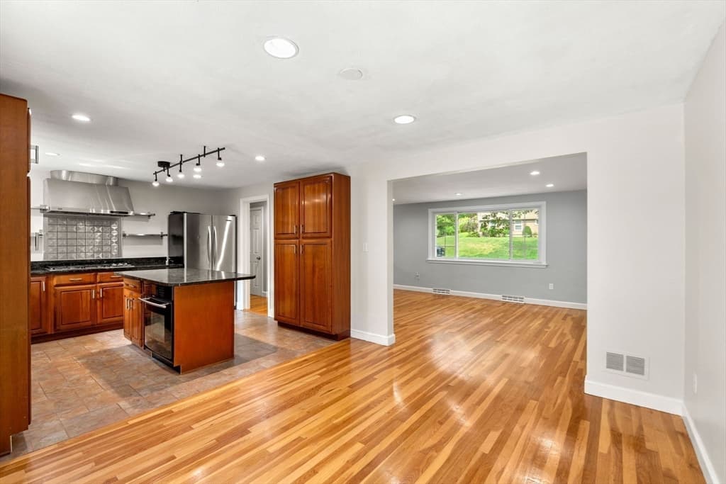 Casa em Framingham — foto 9