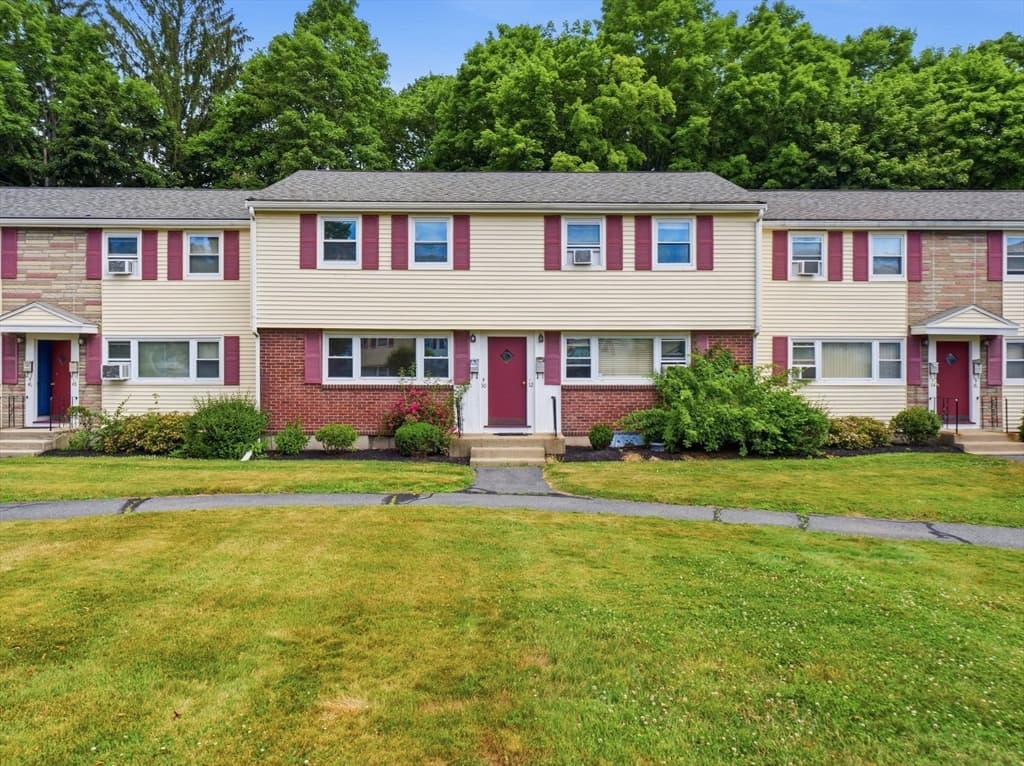 Condomínio em Framingham